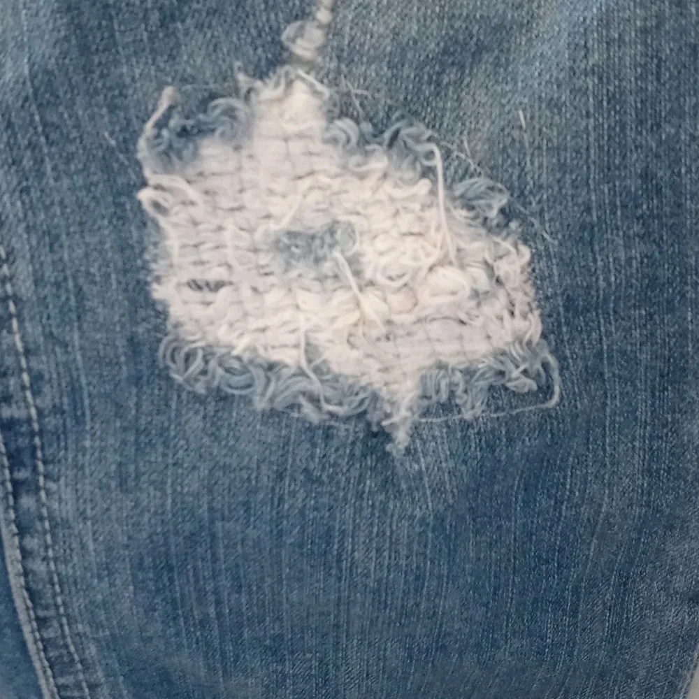 Artisan Crafted Distressed Denim Jeans Size 4 - Picture 4 of 7